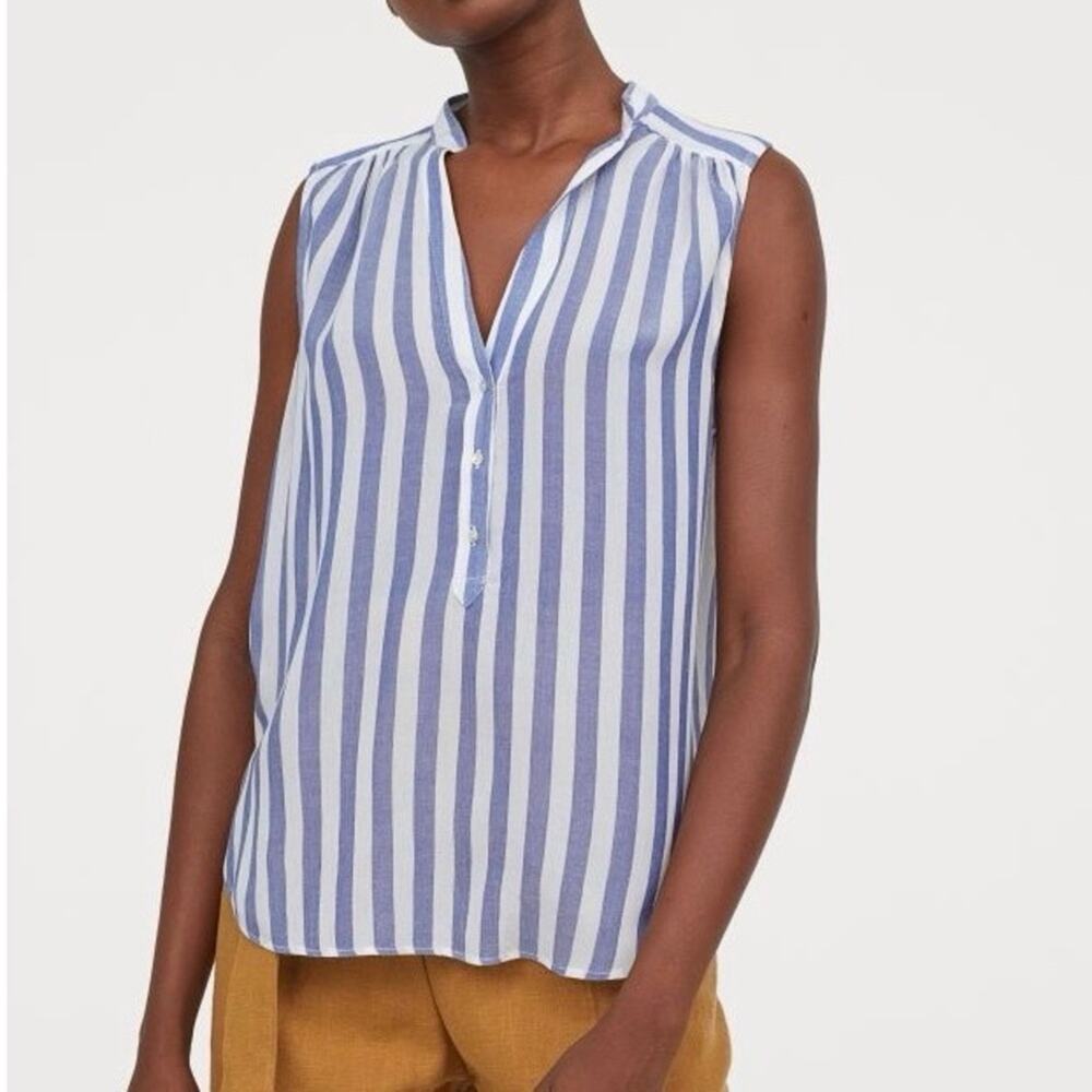EUC H&M Striped Blue and White Sleeveless Blouse. Size 8.